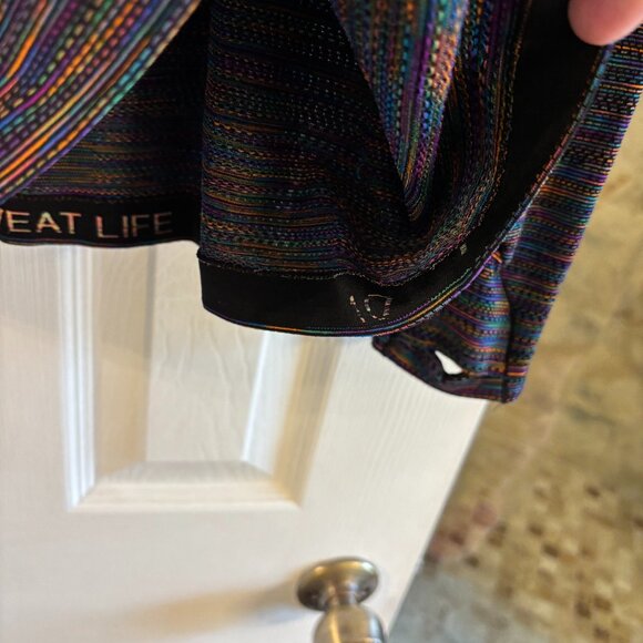 Lululemon Swiftly Tech Long Sleeve 2.0 in Black / Rainbow - Picture 5 of 5